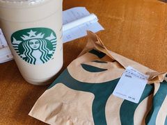 -星巴克臻选(南京金茂览秀城店)