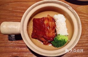 Sanfengqiao Braised Spare Ribs