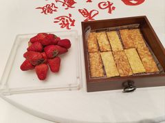 -品海楼·大连海胆锅贴馆(东港店)