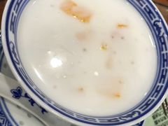-赵记传承特色牛奶甜品(泉城广场店)