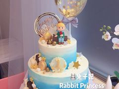 双层蛋糕-兔子妃私人定制蛋糕(城南花苑南区店)
