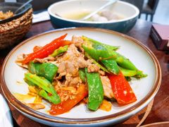 辣椒炒土猪肉-鱼篮仔·潮汕美食(圆明新园店)