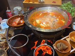 -野山舂·贵州现舂酸汤牛肉(东山店)