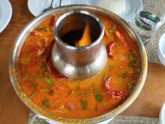 冬阴功汤火锅-Chom Cafe and Restaurant