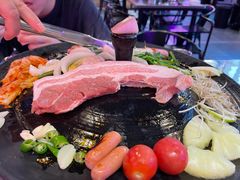 -豚豚家돈돈가韩国锅盖烤肉(新北万达店)