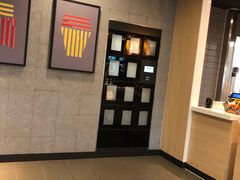 -麦当劳(江湾镇店)