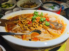 广西·老友鱼-桂小厨广西菜(青秀万达店)