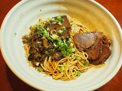 -佬钱湾仔(衣裳街店)