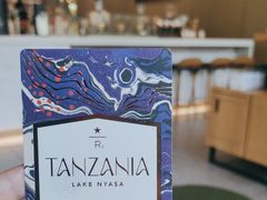 -星巴克臻选(深圳龙华红山天虹店)