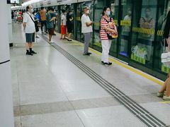 -上海体育馆(地铁站)