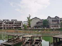-龙潭水乡