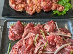 -啊美丽炭火烤肉(滑翔一店)
