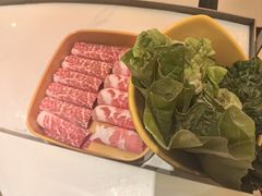-润园四季椰子鸡火锅(卓越INTOWN店)