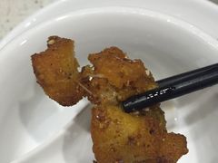 -靓蛙馆