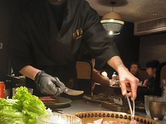 -铭牛烧肉·和牛海鲜自助(高新月牙湖店)