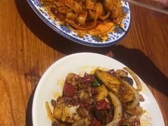 -柴窝堡22号辣子鸡·传承新疆菜