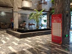 -弘安丽水温泉酒店