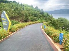 -昆明春城湖畔度假村