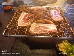 -松渡·鲜肉泥炉烤肉(时代天街店)