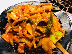 甜辣猪肉-本家韩国烤肉(青岛万象城店)