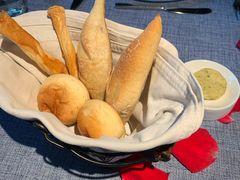 前菜面包-弦月窗LUNETTE BY AMANDA(复兴路店)