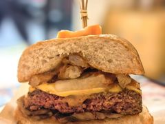 -LESCEDARS Brasserie Bistro香柏树