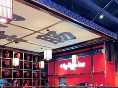 大堂-先启半步颠小酒馆(白麓里店)