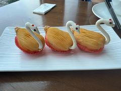 天鹅榴莲酥-东百坊巷大酒店·坊巷餐厅(东百中心店)