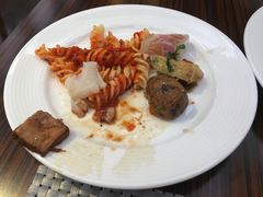 -BLU 全日制餐厅(上海安曼纳卓悦酒店)