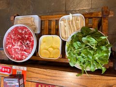 -快活林酸汤鱼鲜品火锅店(甲秀楼店)