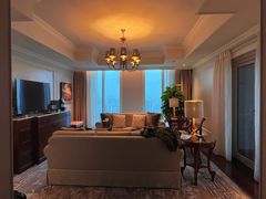 -广州富力丽思卡尔顿酒店