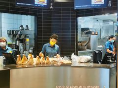 -麦当劳(中山八路店)