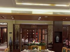 -广州中心皇冠假日酒店·百粤楼