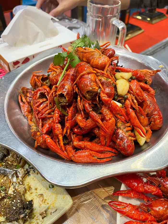 亮亮虾城(恒大嘉园店)-"来了好几次了.他们家虾子味道真的不多.好.