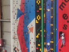 -天空之城蹦床攀岩运动馆·团建拓展·亲子游乐·生日派对(合肥店)