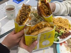 -伊北味·清真青海拉面村(延安路店)