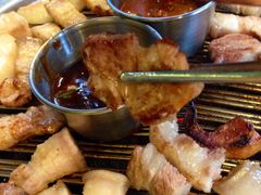 烤豬頸肉-401餐厅(弘大店)