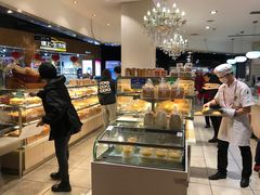 面包甜点陈列柜-BreadTalk面包新语·烘焙蛋糕(广州白云五号店)