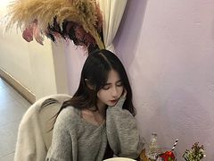 -FLOVIE FLORIST CAFE