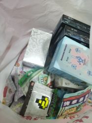 -逝水玩具折扣店