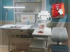 -康朴乐儿童学习桌椅(蓝色港湾店)