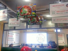 -晓彭肥肠鸡·泡椒鸡火锅(水木天地店)