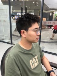 -尤司男士国潮理发馆