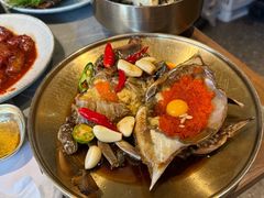 -草家酱蟹炭火烤肉店(珲春南路一店)
