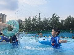 -欢乐水魔方水世界