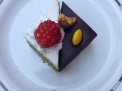 -亮马河饭店翠雅咖啡厅