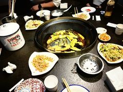 -缘福乡村铁锅炖民宿(八达岭店)