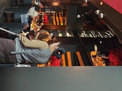 -雍容荟帝王蟹活龙虾展台自助(IFS黑金店)