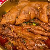降龙爪爪是什么神仙店铺啊🤩耙猪蹄真的香‼️