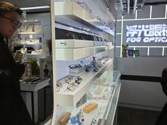 -浮光眼镜·蔡司视觉合作·数字验配中心(陆家嘴店)